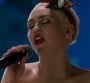 Miley Cyrus reprend "Silent Night" : sublime !