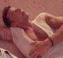 Ricky Martin fait monter le mercure dans le clip brûlant "Ácido Sabor"