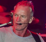 Sting signe un retour électrique : découvrez le clip "I Wrote Your Name (Upon My...
