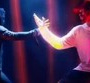 Chris Brown mène la danse pour "Fine By Me"