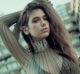 Dua Lipa prend le pouvoir avec "Blow Your Mind"