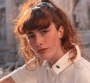 Clip "Ne m'invite pas" : Poupie (The Voice) fait ses débuts avec un titre solaire
