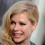 Avril Lavigne sur le plateau d'Extra TV : photos