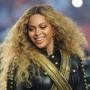 Coldplay, Beyoncé et Bruno Mars mettent le feu au Super Bowl 2016 : photos