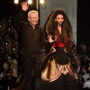 Conchita Wurst défile en robe de mariée pour Jean-Paul Gaultier : photos
