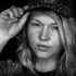 lien vers la pageCrystal Bowersox