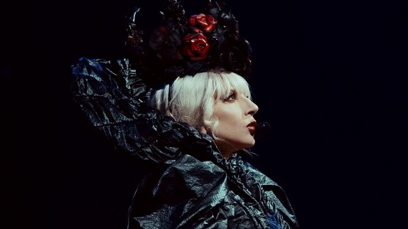 Cet album de Lady Gaga cartonne en France après ses concerts à Paris