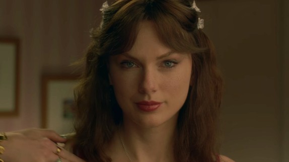 Taylor Swift : avez-vous reconnu ces stars dans son nouveau clip 'Opalite' ?