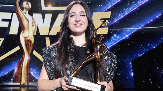 'J'ai envie d'avoir...' : que va faire Ambre des 100.000 euros après sa victoire à la 'Star Academy' ?