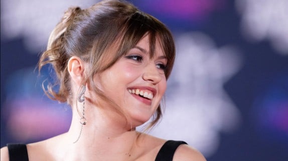 'Ma mamie était bénévole' : émue, Marine rejoint la troupe des Enfoirés !