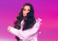 Cher lance "DJ Play a Christmas Song"