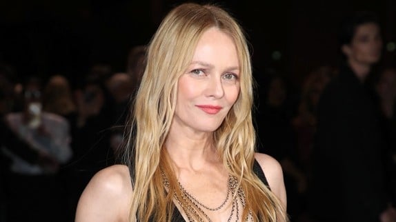 Vanessa Paradis : ces deux stars de la chanson font une apparition surprise dans son film