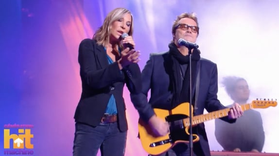 Zazie et Axel Bauer chantent "A ma place" en live, 22 ans après (VIDEO)