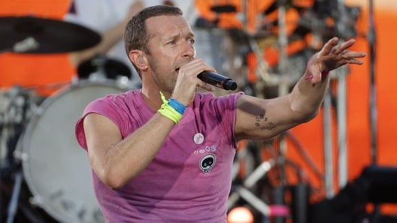 Coldplay : cette célèbre chanteuse française fera la première partie des concerts à Lyon !