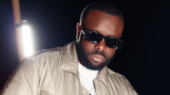 Gims s'autoproclame meilleur rappeur français de tous les temps, Booba
