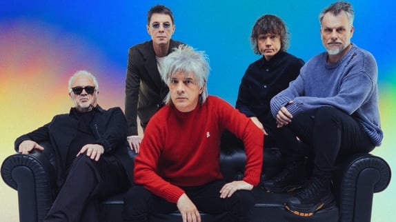 Indochine : Un Nouveau Single Estival et Un Record de Tournée