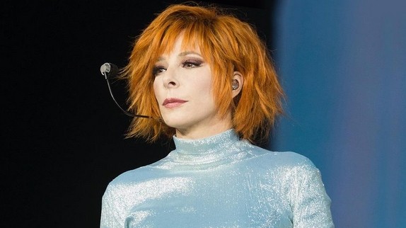 Mylène Farmer : un nouveau coffret divise les fans, et ce n'est pas à cause du prix !