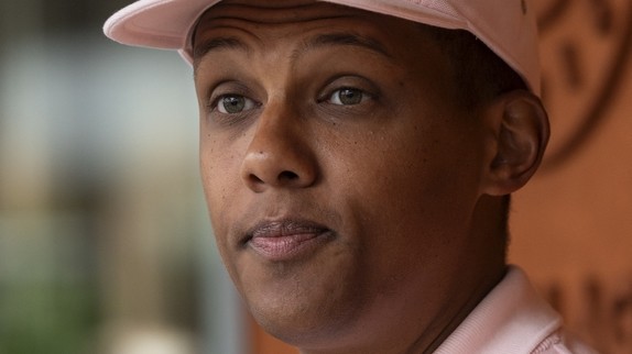 Stromae : une reprise de son tube "Papaoutai" par une IA cartonne dans le monde