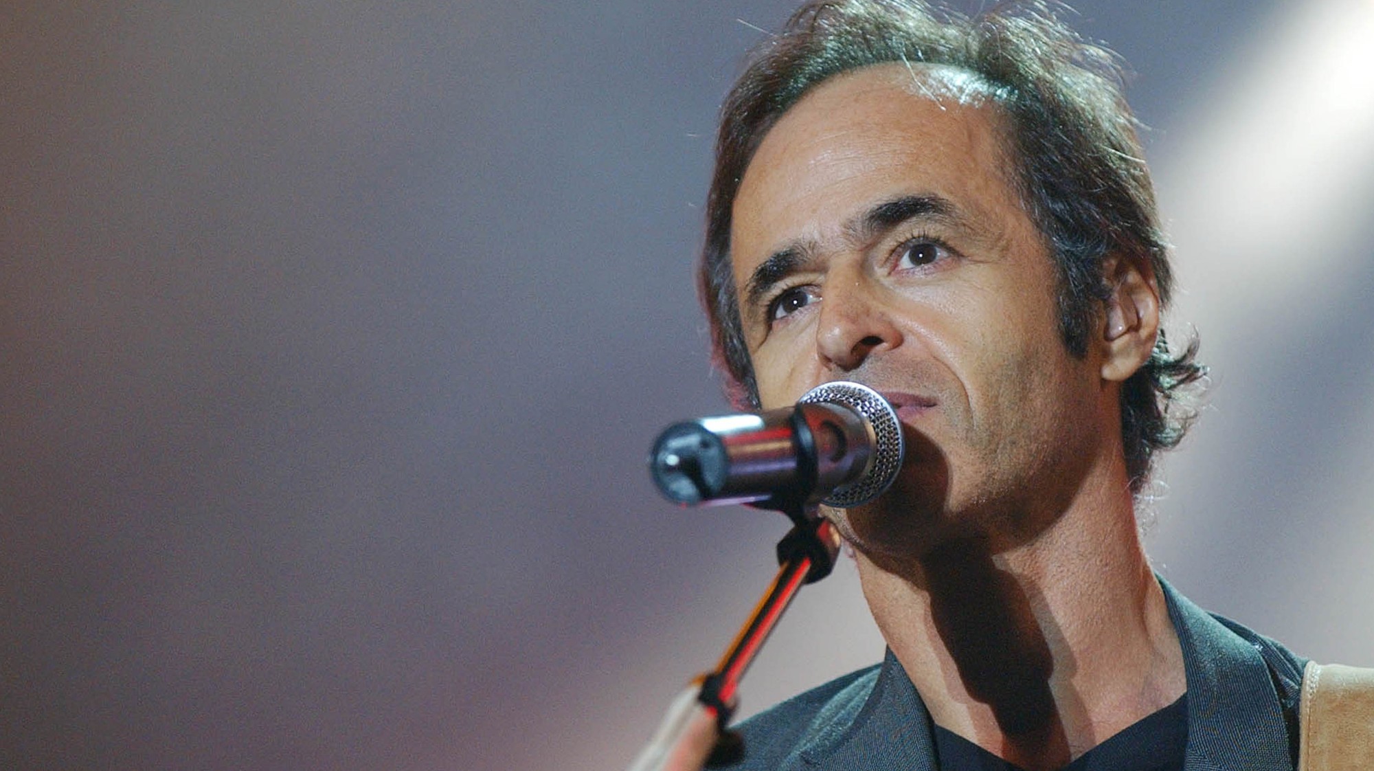 Jean-Jacques Goldman sort de sa réserve pour faire un cadeau inattendu à un fan