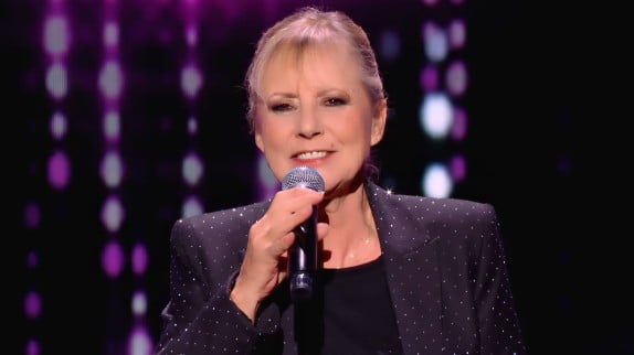 On a vu Dorothée en concert après 16 ans d'absence : un retour réussi ?