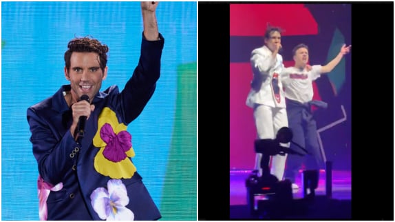 Mika invite un fan pour danser avec lui en plein concert (VIDEO)