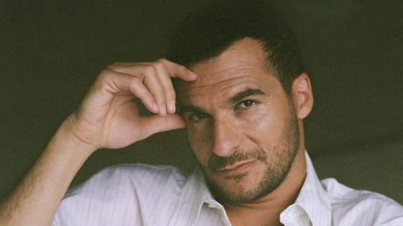 'Le faire deux fois...' : Amir de retour à l'Eurovision, 10 ans après sa participation ?