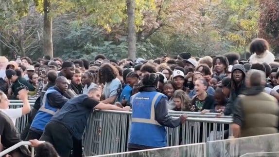 'Faites attention...' : un concert gratuit dégénère à Châtelet, le groupe s'explique