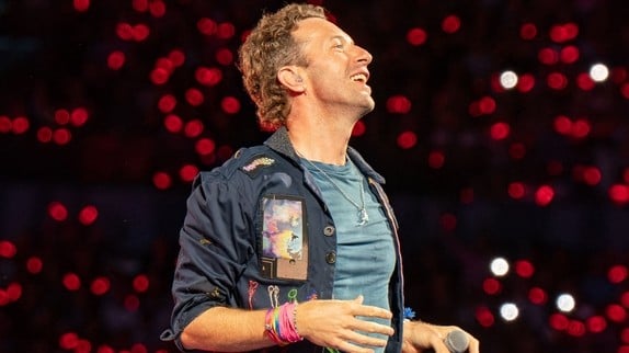 Coldplay : nouvelle pluie de records pour sa tournée historique ! Les articles People / Musique - photo 1767176861