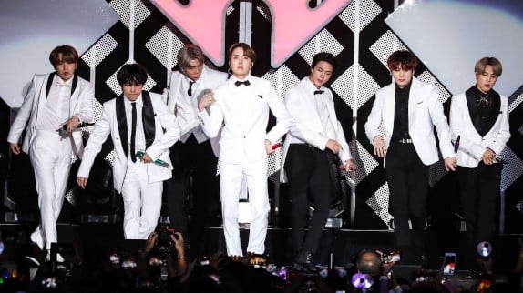 C'est confirmé, BTS donnera deux concerts au Stade de France pour sa tournée mondiale
