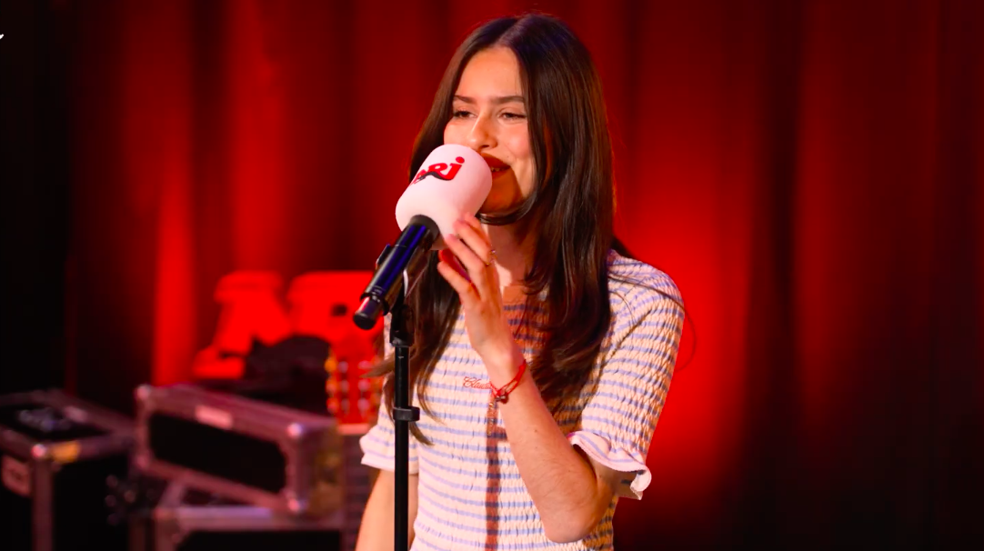 'Une star est née' : Jeanne reprend le tube 'Feel Good' de Charlotte Cardin, et c'est superbe