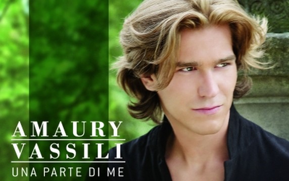 Ecoutez le nouveau single d'Amaury Vassili : "Una parte di me"