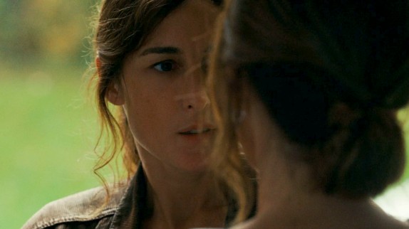 Juliette Armanet donne la réplique à cette célèbre actrice dans ce film bouleversant : bande-annonce !