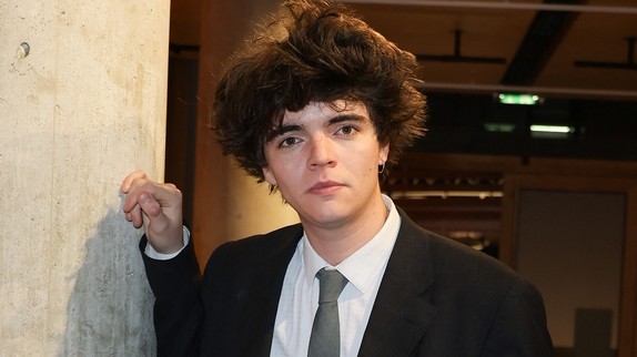 Les articles People / Musique - photo 1771322075