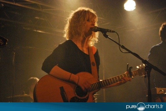 Buridane intense et émouvante à la Boule Noire : photos